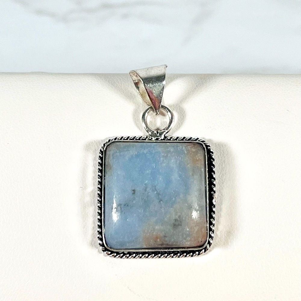 Silver Pendant With Moon Stone